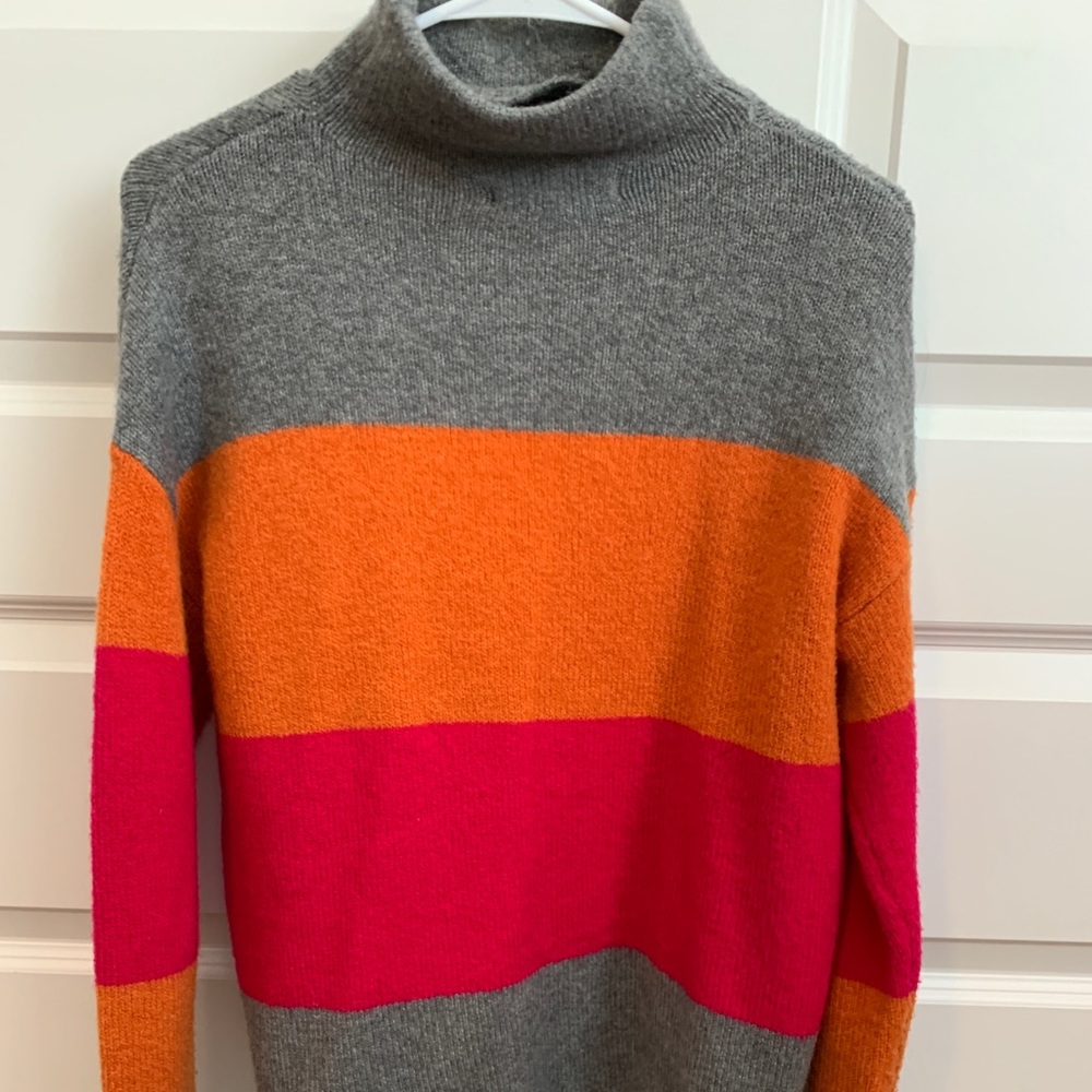 Color block soft sweater
